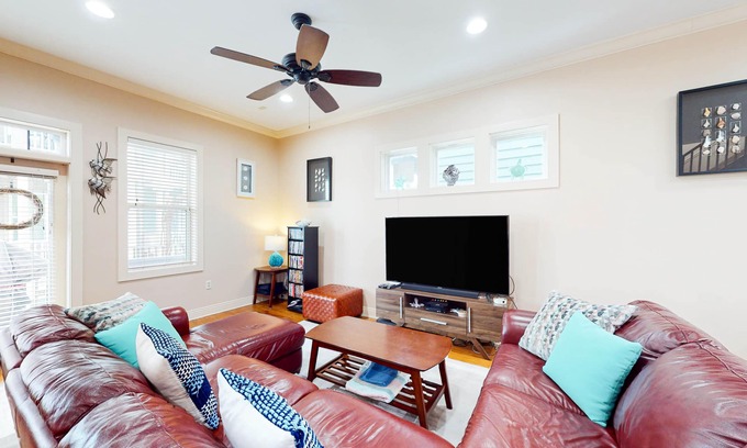 Crescent Beach Casa | Dog-friendly home with balconies, foosball, pool access, & W/D - steps to beach