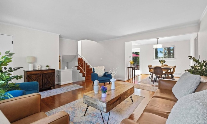Springfield Casa | Dog friendly with Fully Fenced Half Acre Yard, Prime Location, and In-Law Suite!