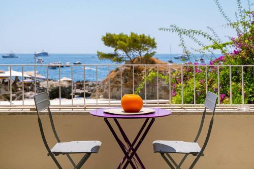Marina Piccola Casa | Dolce Vita Beach House stunning views by the sea