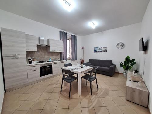 Riposto Casa | DolceMare House