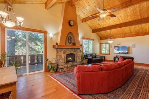 Lake Forest Casa | Dollar Point Palace