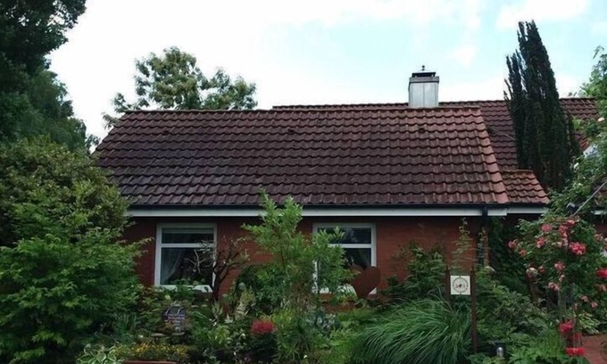 Wiesmoor Casa | Casa de muñecas Retiro moderno