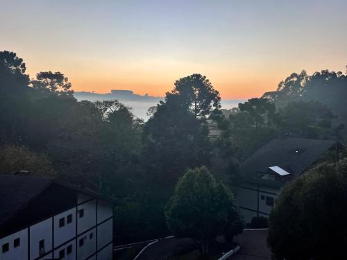 Campos do Jordao Apartamento | Dolomitas Refúgio Campos do Jordão Apto Inteiro com Lareira