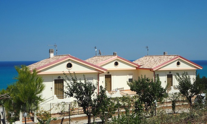 Santa Caterina Dello Ionio Marina Casa | Domus Otiorum - Oleandro & Ginestra