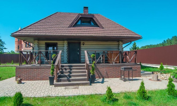 Raubichi Casa | Dom na shkolnoi
