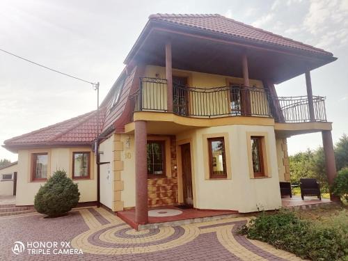 Piecki Casa | Dom nad stawem - dom na wyłączność