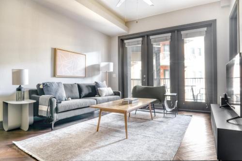 North Burnet Apartamento | Domain 2br w gym pool wd nr restaurants ATX-175