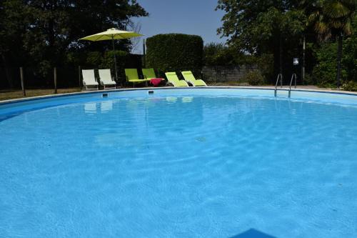 Lembras Apartamento | Domaine Bellevue Cottage en Périgord - Bergerac 5mn - Parc 3ha - Calme - Parking Privé Gratuit - Linge maison inclus