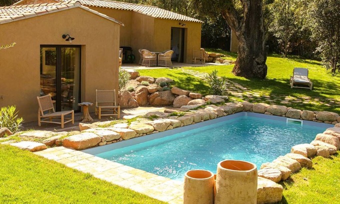 San-Gavino-di-Carbini Casa | Domaine de Gialla Bergerie Quercia, 4 pers, piscine chauffée, 10 mn plage