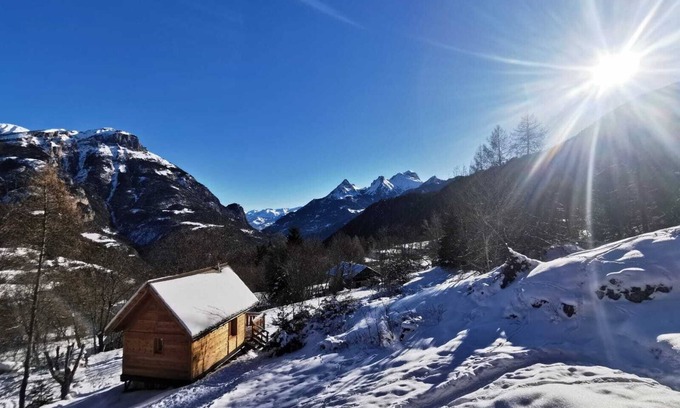 Le Lauzet-Ubaye Cabina | Domaine de l'Esperluette - Cabane Les Séolanes