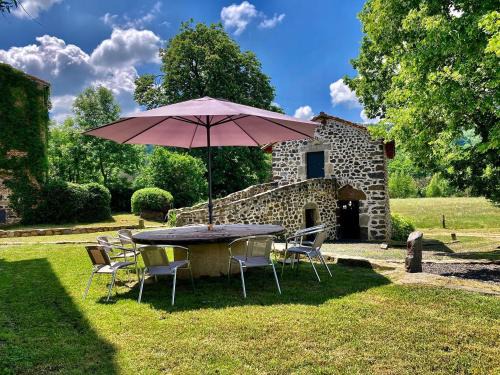 Cussac-sur-Loire Cama Y Desayuno | Domaine de la Planche de Melussac