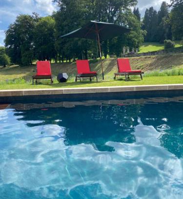 Ambazac Casa | Domaine de Montmery sa piscine son jardin ses espaces