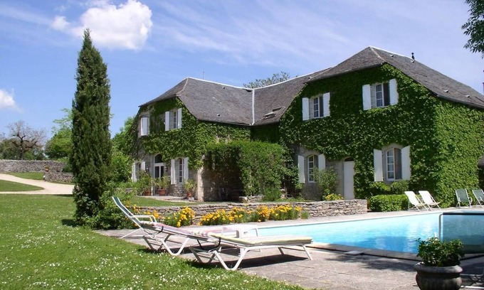 Rocamadour Otro | Domaine du Château la Rhue, grand espace, piscine