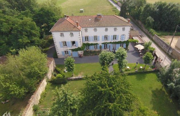 Dore-lʼEglise Cama Y Desayuno | Domaine La Reveille