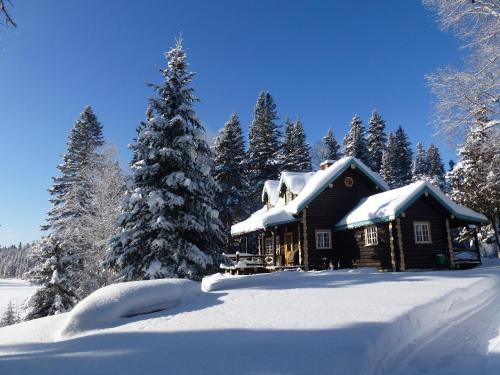Mauricie Hotel | Domaine le Bostonnais - Le Village en Bois Rond