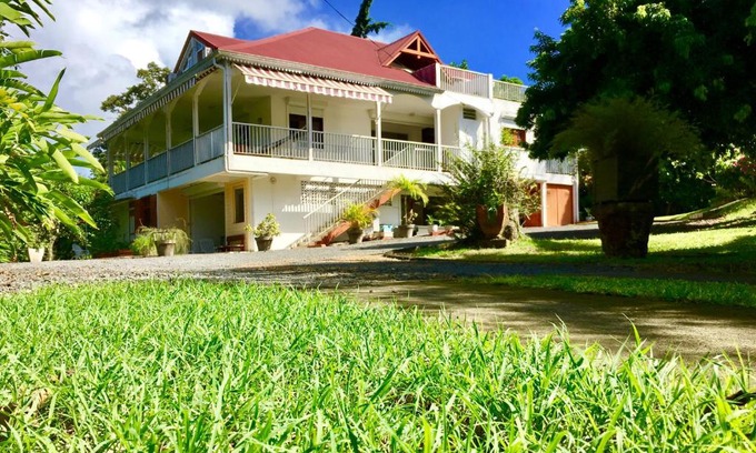 Petit-Bourg Casa | Domaine Le Bougainvillée