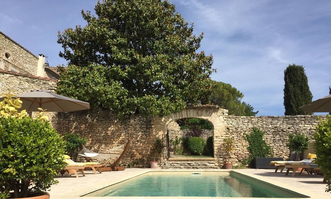 Gordes Cama Y Desayuno | Domaine Les Martins