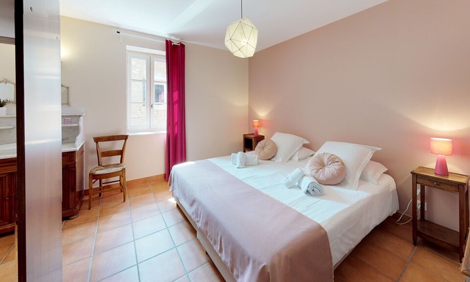 Fabrezan Apartamento | Domaine Paul Huc, upscale apartment in the heart of Corbières