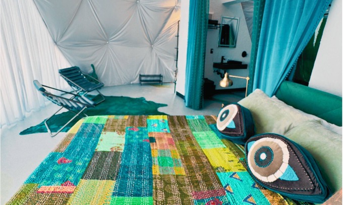 South Haven Complejo | Dome 6: Groovy Green Oasis