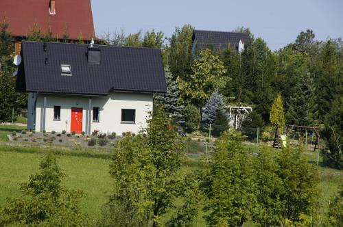 gmina Zembrzyce Cabina | Domek Tadeusz