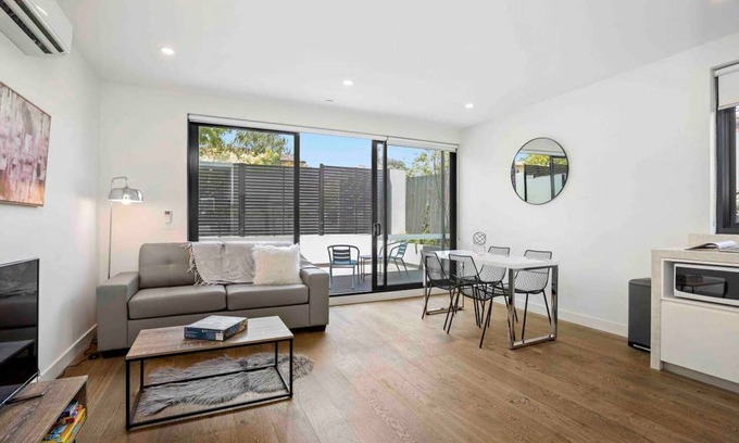Caulfield North Apartamento | Domi Rentals - The Balaclava Apartment
