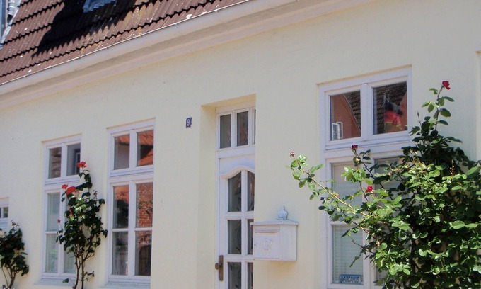 Friedrichstadt Apartamento | Domicilio en el canal en Friedrichstadt n. Mar del Norte, para 2-4 personas