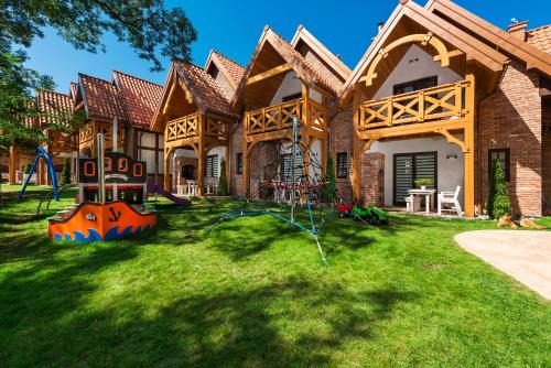 Cetniewo Casa | Domki Hallerowka Resort