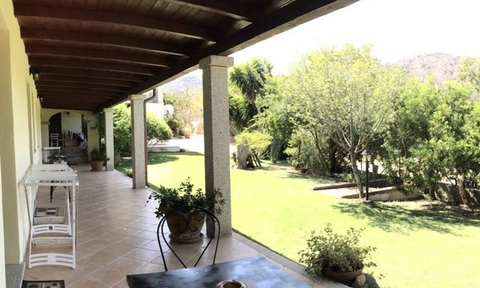 Loiri Porto San Paolo Cama Y Desayuno | Domo Minnannu Miriu