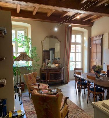 Saluzzo Cama Y Desayuno | Domus Aurea