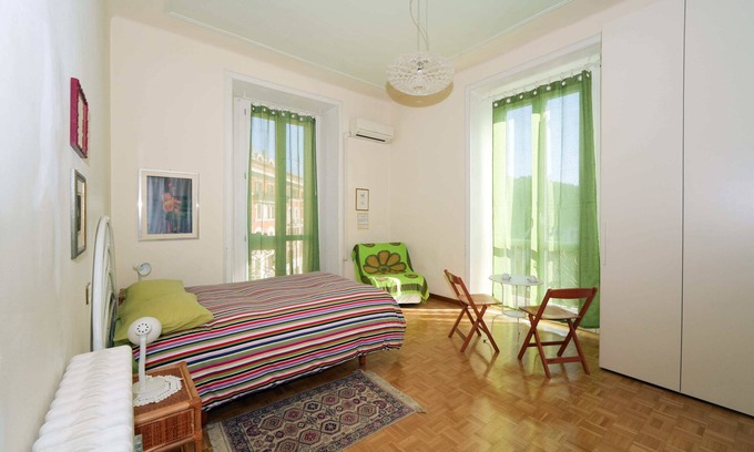 Quartiere XVII Trieste Apartamento | Domus Costanza - Luminoso y elegante apartamento en Piazza Verbano.