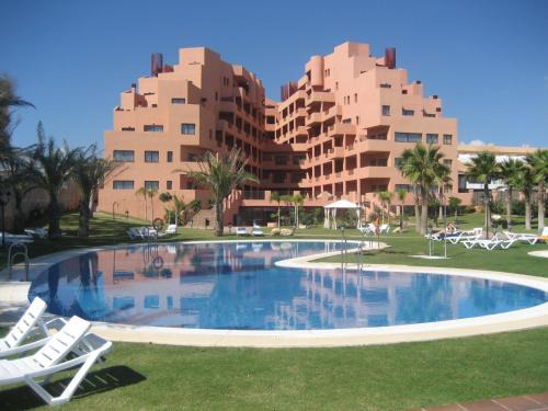 Puerto de la Duquesa Apartamento | Don Juan Beach Resort