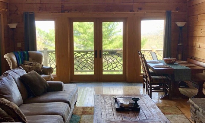 Wolf Laurel Chalet De Esquí | Cool Summer Breeze & Amazing Sunsets! Todo cerca de Asheville