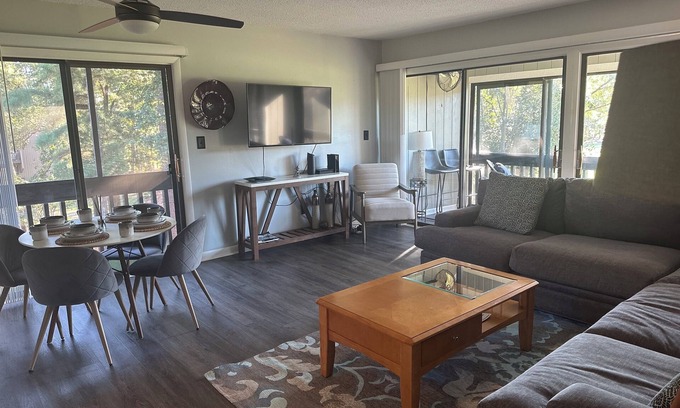 Pinehurst Condominio | You must checkout this Pinehurst Fabulous Condo 2B/2B Pets OK, on golf course 5