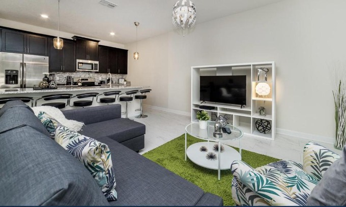 Davenport Casa | Donkey Pool Cottage Accommodate 12