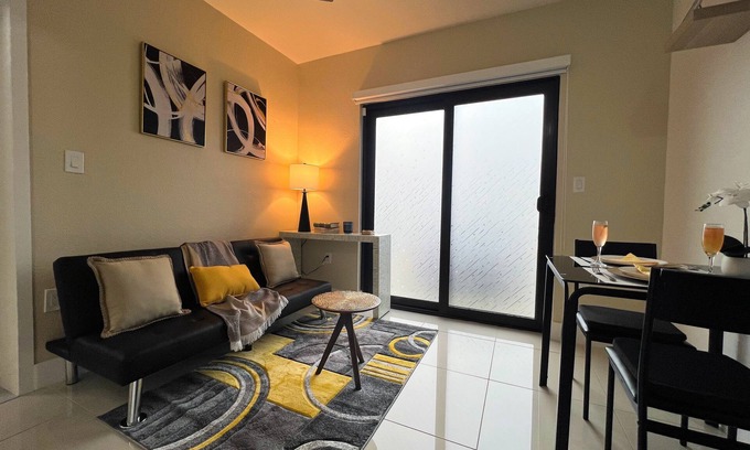 Florida City Casa | Door to the Keys Suite & Spa