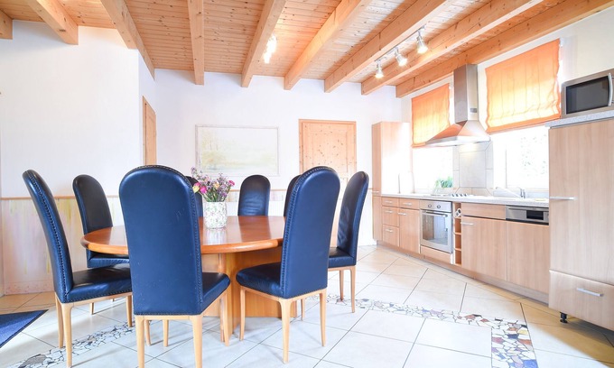 Niederberndorf Casa | Doppelhaus - Dreifachhexe