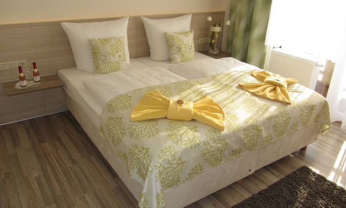 Cottbus Casa | Doppelzimmer 1 - Hotel Willmersdorfer Hof S