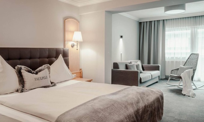 Maurach Casa | Doppelzimmer Bergblick ab 3 Nächte Inkl. HP - Hotel St. Georg zum See