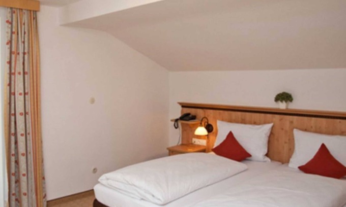 Tegernsee Casa | Doppelzimmer Berghaus - Der Westerhof - Hotel in Tegernsee