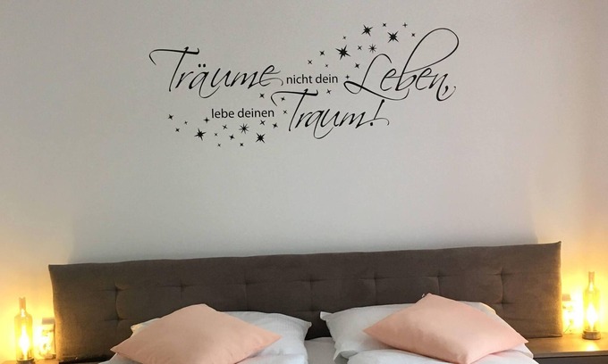 Neusiedl am See Apartamento | Doppelzimmer, Dusche, WC, Balkon - Pension Seeblick Latzko