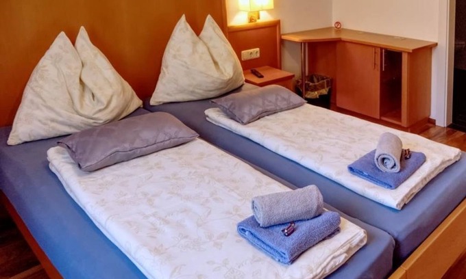 Stadl-Predlitz Casa | Doppelzimmer, Dusche, WC, 1 Schlafraum - Gasthof zum Postwirt