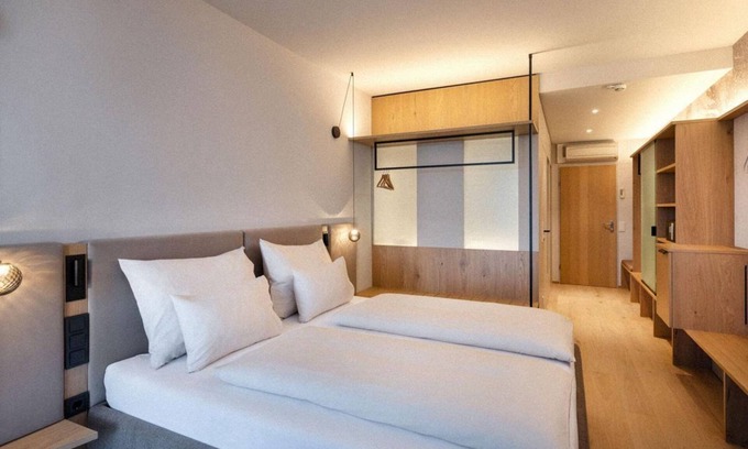 Wagerberg Casa | Doppelzimmer mit Terrasse - Quellenhotel Heiltherme Bad Waltersdorf