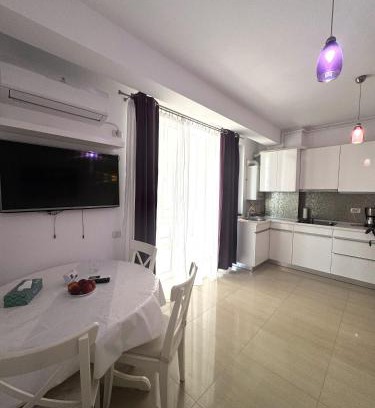 Jibert Apartamento | Dor de Mare - Studio Calabria - Mamaia Nord