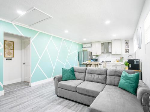 Mount Dora Apartamento | Dora's Haven Getaway-Cozy 1Bedroom with Boat or Camper Parking- Free