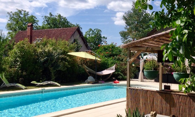 Bilhac Otro | Dordogne Farmhouse, piscina climatizada privada, jardín, Wi-Fi, todas las comodidades modernas para 8+