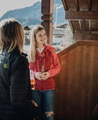 Unken Hotel | Dorfcafe Unken Hotelpension sWirtshaus im Dorf