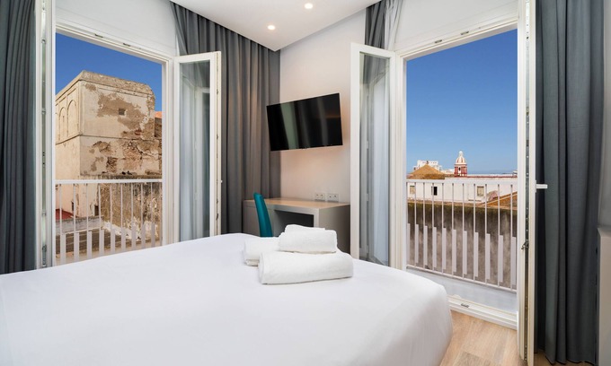 Centro histórico Hotel | Dormos Hotel