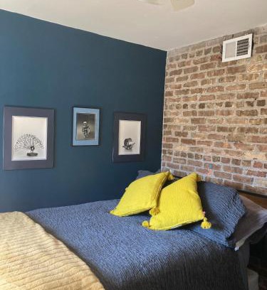 Boystown Cama Y Desayuno | Dorothy's