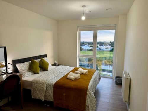 Ongar Casa | Double bed with Private Bath in 2BHK -Dublin 15