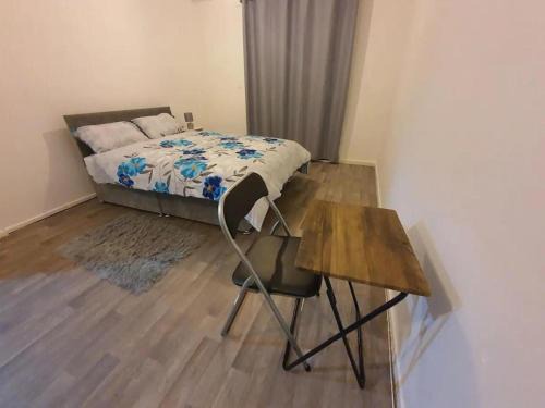 Birch Casa | Double Bedroom WA Greater Manchester